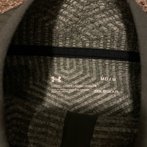 Mens UA cold gear pull over. Size medium - Picture 2 of 2